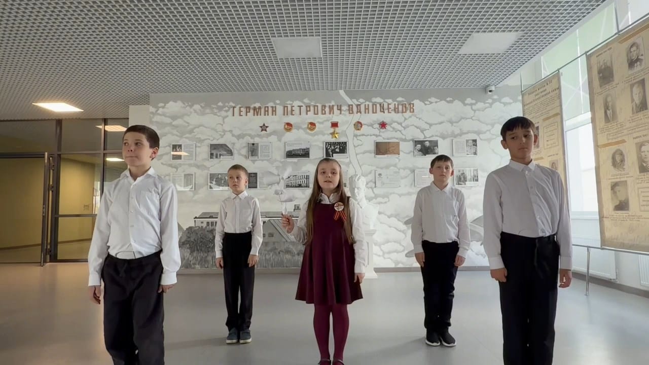 2Б песня.mp4_snapshot_00.28.103.jpg