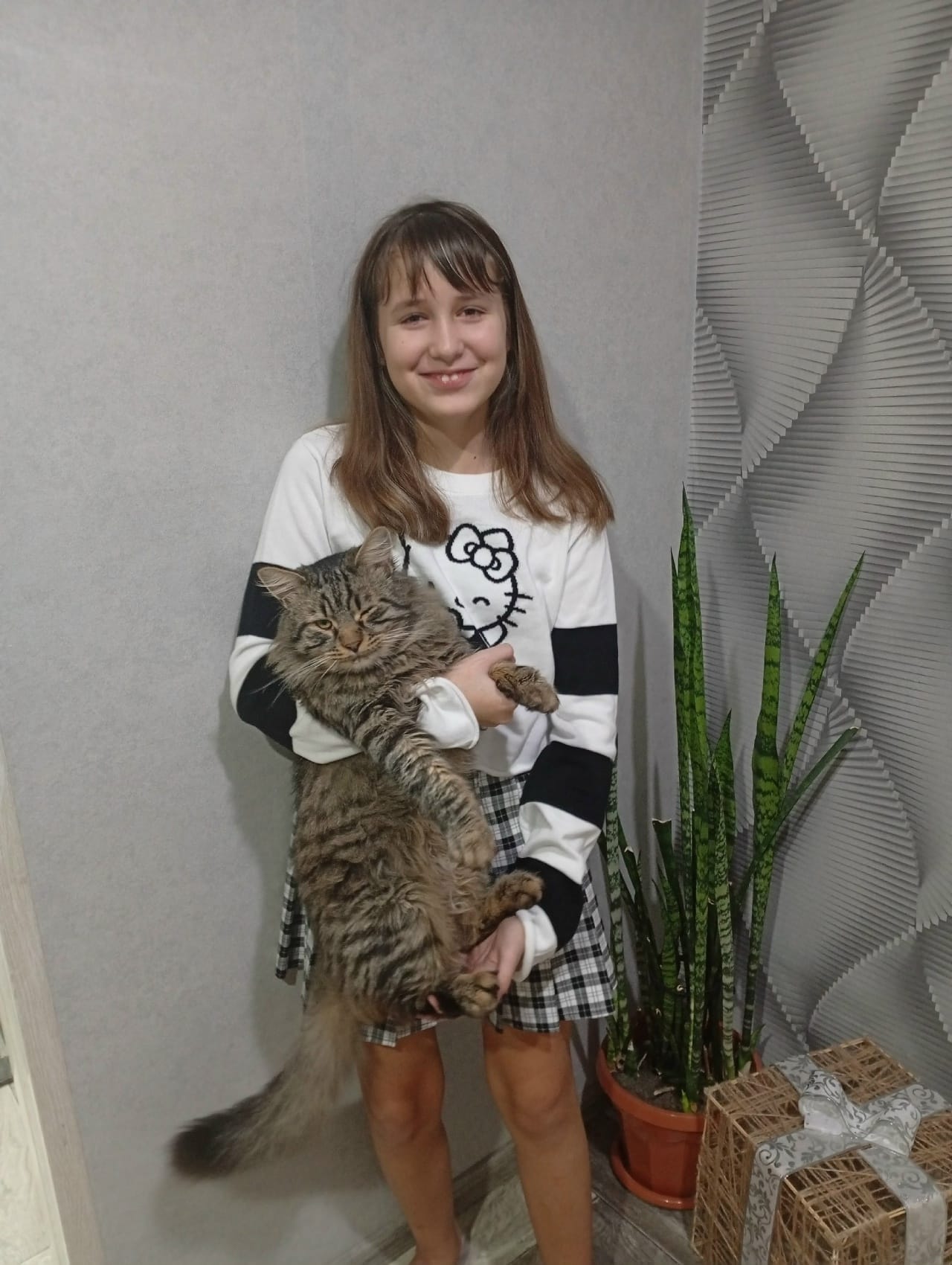 Потапова Вика и ее Пушистик.jpg